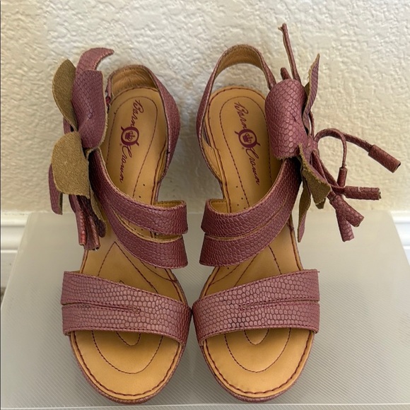 Mauve Strappy Snakeskin Heals by Born Crown - Picture 3 of 9